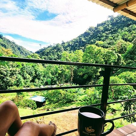 Hotel Rivel - Restaurant & Nature Retreat 图里亚尔瓦 外观 照片