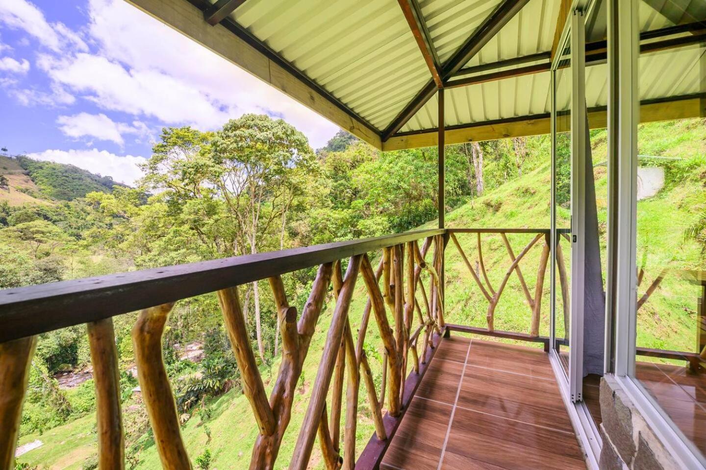 Hotel Rivel - Restaurant & Nature Retreat 图里亚尔瓦 外观 照片